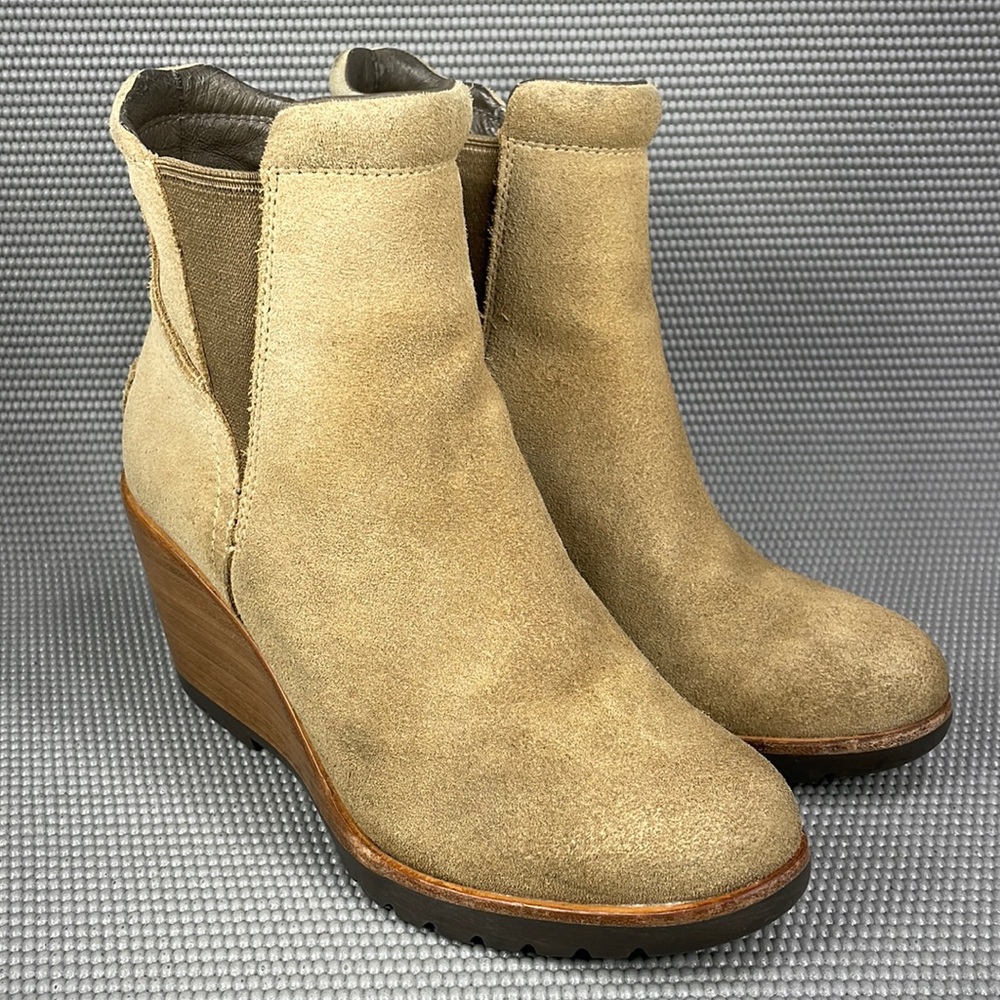Sorel Women’s Leather Wedge Ankle Boots Size 7.5